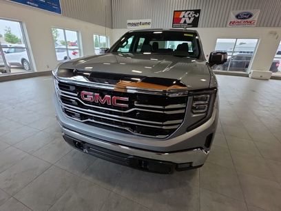 Used 2025 GMC Sierra 1500 SLT