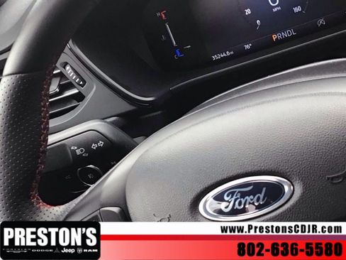 Used 2025 Ford Escape ST-Line Select AWD/4WD image 14