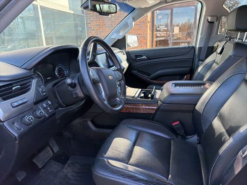 Used 2017 Chevrolet Suburban Premier image 6