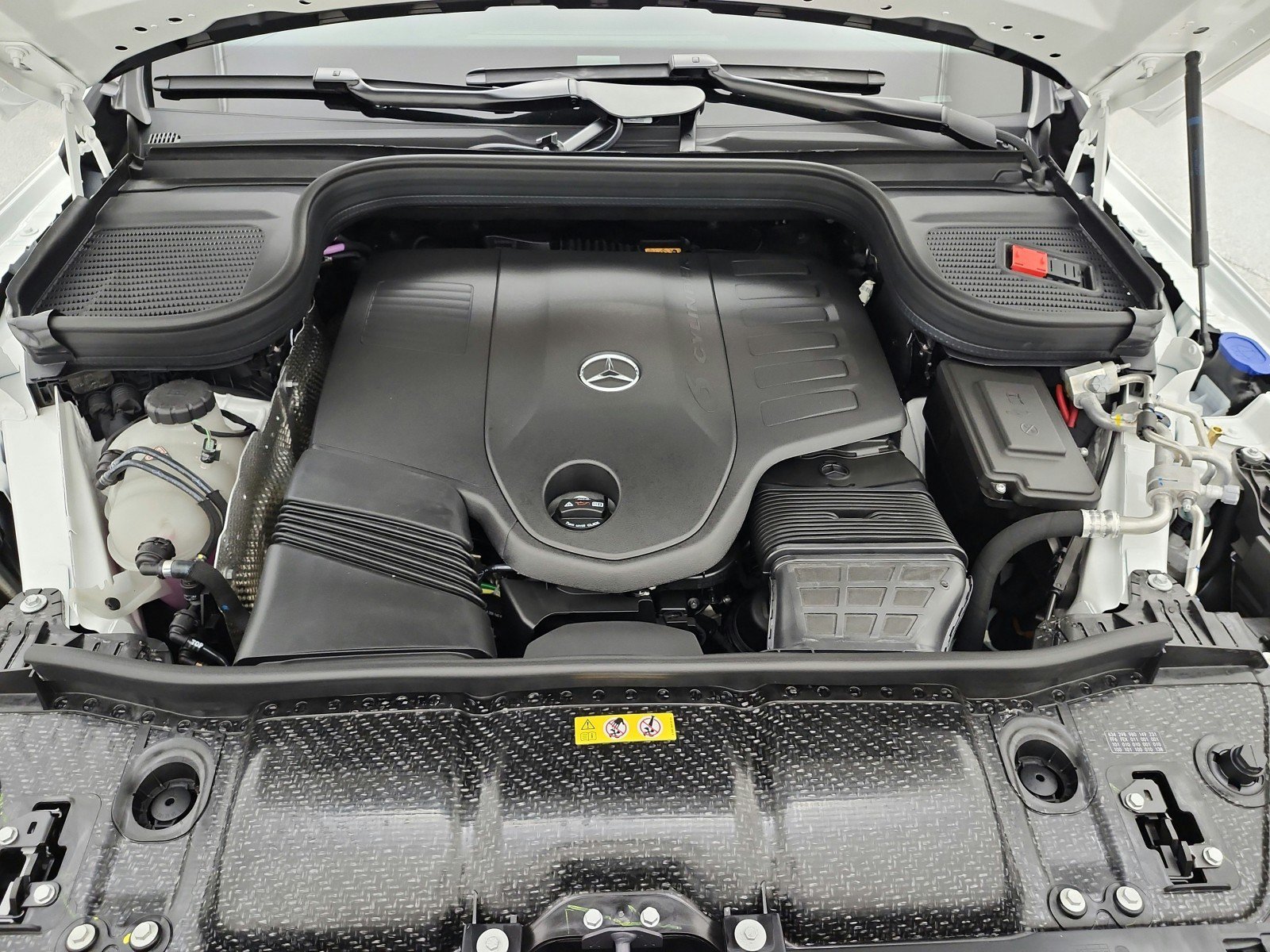 New 2027 Mercedes-Benz GLS 450 4MATIC image 12