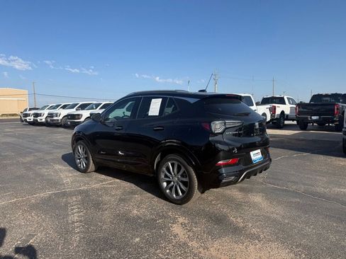 Used 2024 Buick Encore GX Avenir FWD image 4