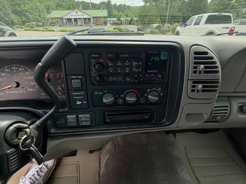 Used 1998 Chevrolet Silverado 1500 4x4 Extended Cab w/ Preferred Equipment Group 3 image 23