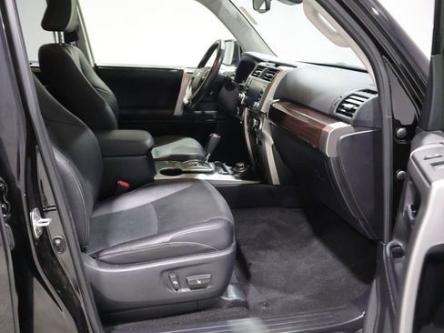 Used 2023 Toyota 4Runner Limited AWD/4WD image 22