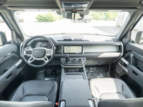 Certified 2023 Land Rover Defender 110 S AWD/4WD image 18