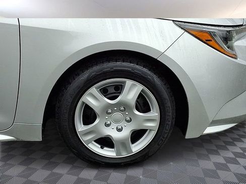 Used 2024 Toyota Corolla LE image 8