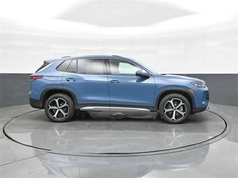 New 2026 Volkswagen Tiguan SE image 8