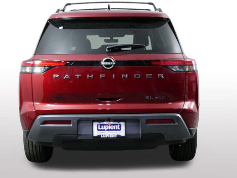New 2026 Nissan Pathfinder SL AWD/4WD image 9