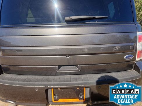 Used 2019 Ford Flex SE image 32