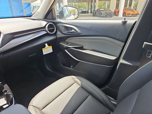 New 2026 Chevrolet Trax ACTIV w/ Driver Confidence Package FWD image 9