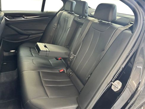 Used 2018 BMW 530e xDrive image 14