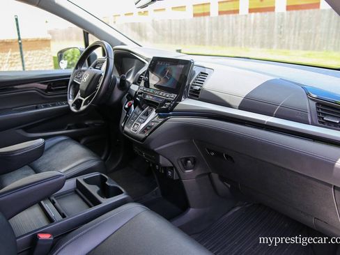 Used 2022 Honda Odyssey Touring image 18
