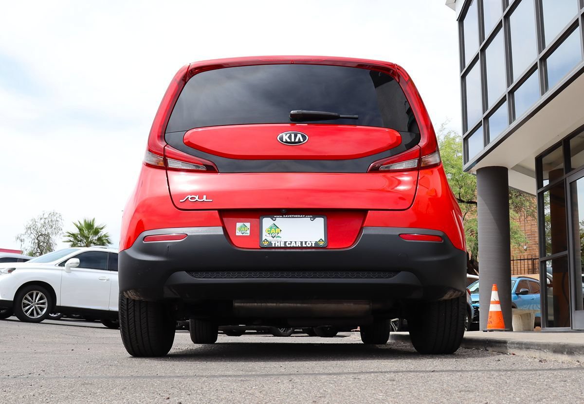 Used 2020 Kia Soul LX FWD image 12