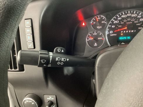 Used 2020 GMC Savana 2500 image 17