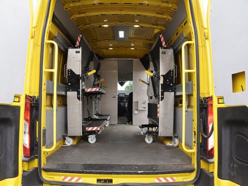 Used 2021 Ford Transit 250 148 High Roof Extended w/ Parcel Delivery Package RWD image 13