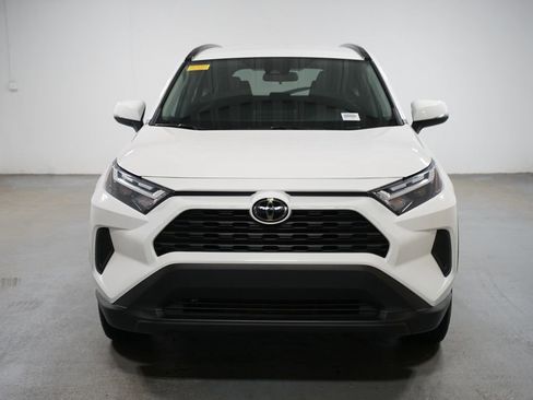 Certified 2025 Toyota RAV4 XLE FWD image 2