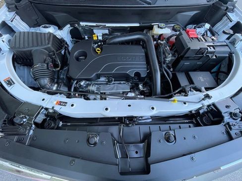 New 2026 Chevrolet Equinox LT image 33