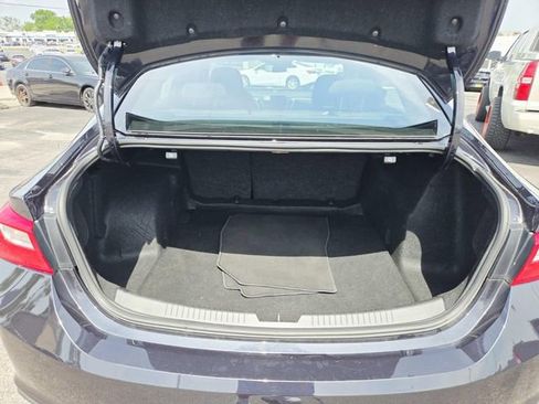 Used 2023 Chevrolet Malibu LT FWD image 10