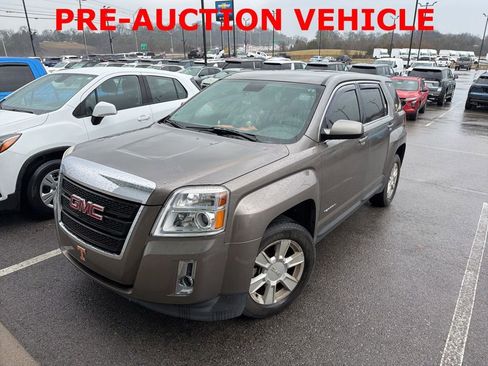 Used 2012 GMC Terrain SLE image 2