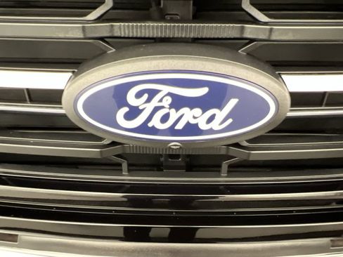 Used 2024 Ford F150 XLT AWD/4WD image 30