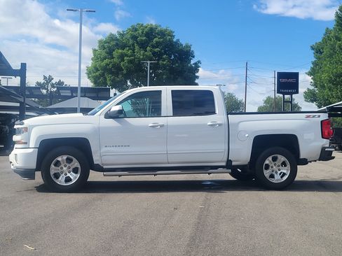 Used 2017 Chevrolet Silverado 1500 LT w/ All Star Edition AWD/4WD image 4