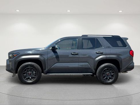 Used 2025 Toyota 4Runner TRD Off-Road Premium AWD/4WD image 3