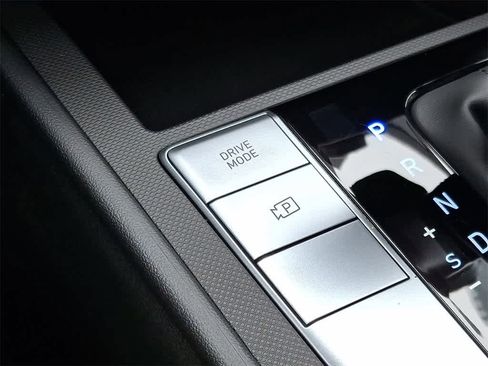 New 2026 Hyundai Elantra SE image 15