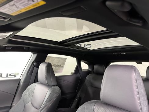New 2026 Lexus RX 350 AWD w/ Convenience Package image 4