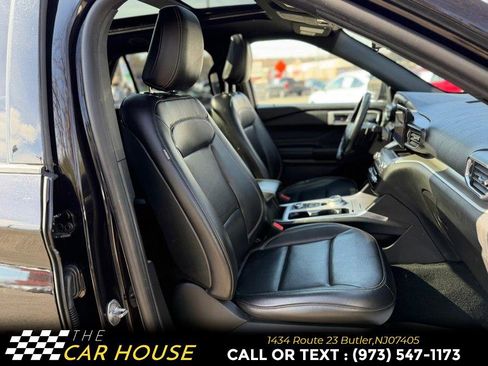 Used 2020 Ford Explorer XLT w/ Equipment Group 202A image 25