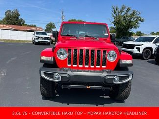 Used 2023 Jeep Gladiator Overland w/ Cold Weather Group video 2