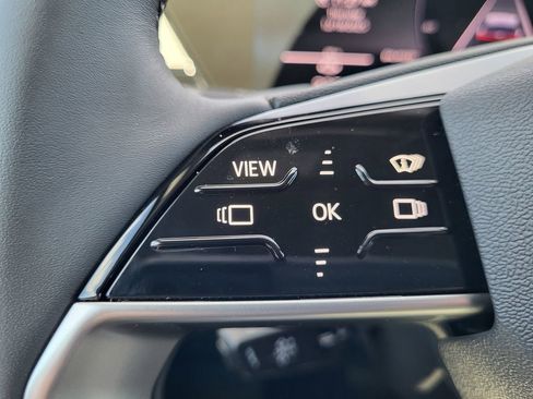 New 2025 Audi Q6 e-tron Premium Plus image 16