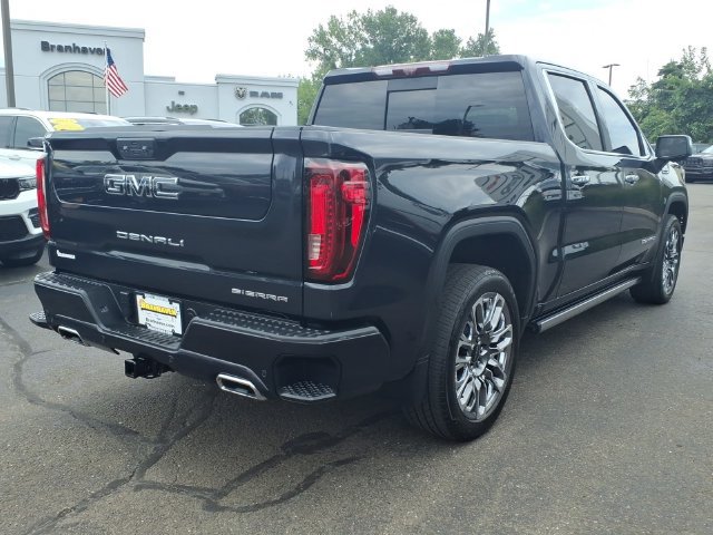 Used 2023 GMC Sierra 1500 Denali Ultimate AWD/4WD image 5