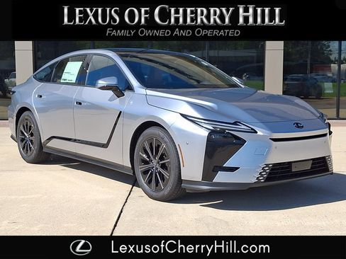 New 2026 Lexus ES 350h AWD image 1