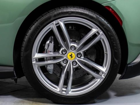 Certified 2024 Ferrari Roma Spider RWD image 62