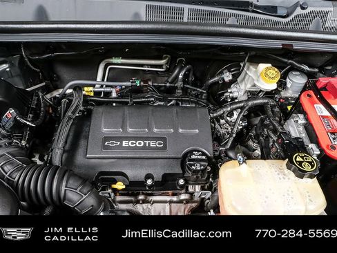 Used 2019 Chevrolet Trax LS image 32