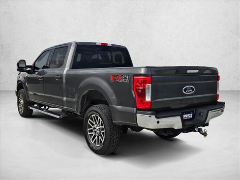 Used 2018 Ford F250 Lariat w/ Lariat Value Package AWD/4WD image 7