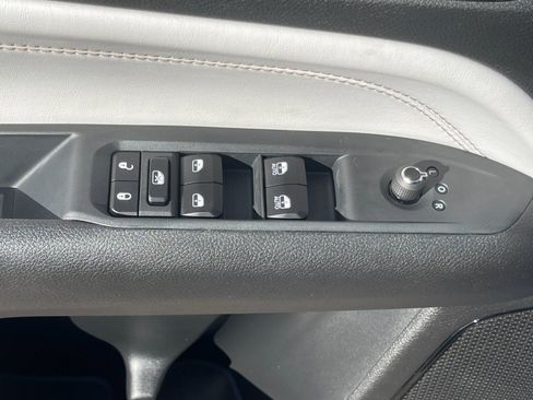 New 2026 Jeep Compass Limited image 11