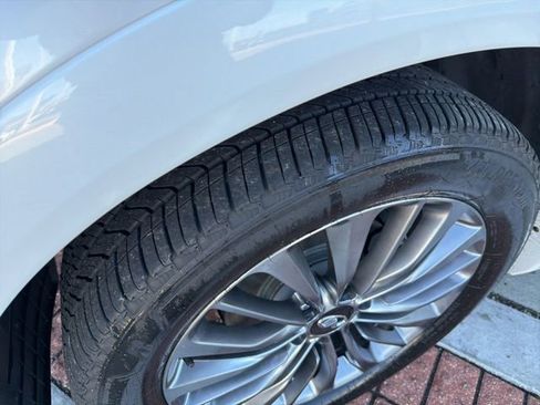 Used 2021 INFINITI QX80 Sensory w/ All-Season Package image 7