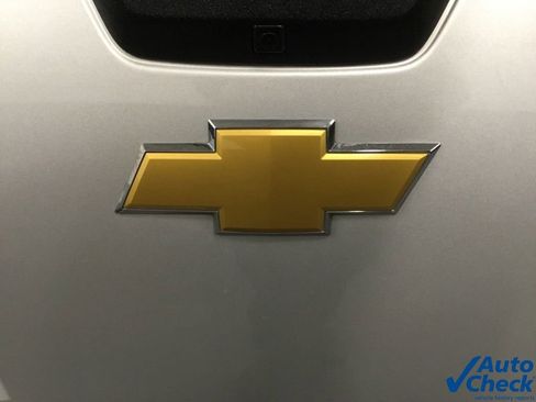 Used 2012 Chevrolet Avalanche LT w/ Suspension Package, Off-Road AWD/4WD image 18