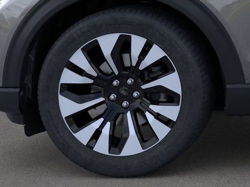 New 2026 Ford Explorer Platinum AWD/4WD image 19