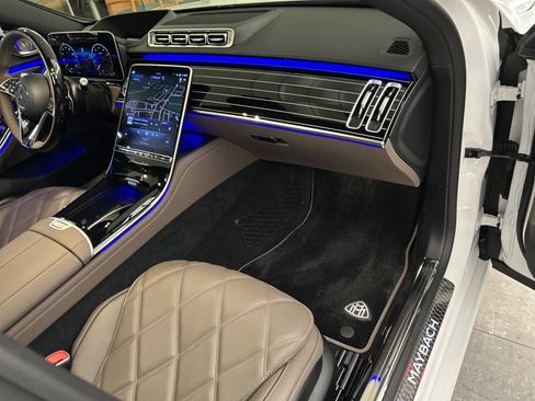 Certified 2024 Mercedes-Benz Maybach S 580 4MATIC image 49