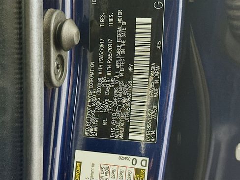 Used 2024 Toyota 4Runner SR5 Premium w/ Moonroof Package image 12