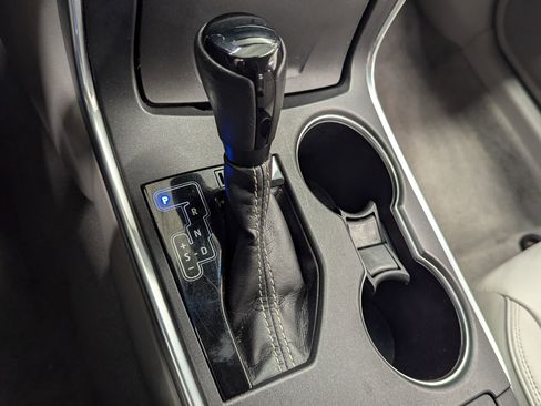 Used 2017 Toyota Camry XSE image 14