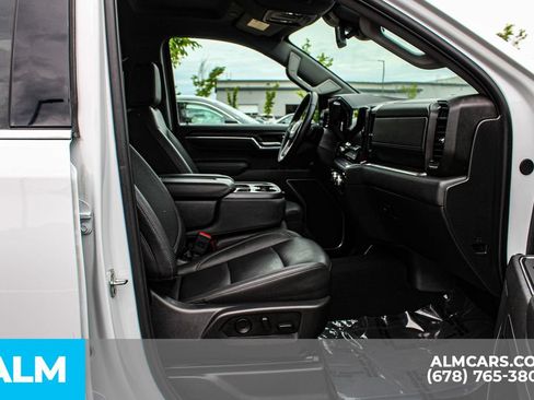 Used 2025 GMC Sierra 1500 SLT RWD image 20