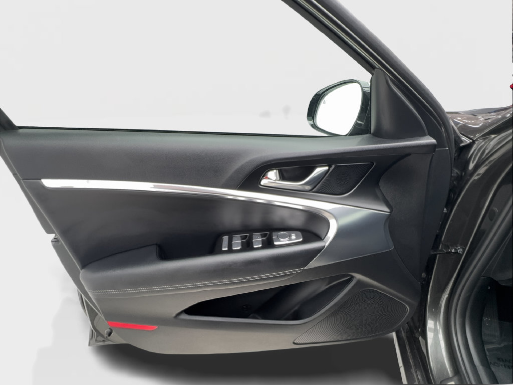 Used 2026 Genesis G70 2.5T RWD image 23