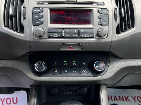 Used 2011 Kia Sportage LX w/ Convenience Pkg image 16