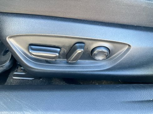 Used 2023 Toyota Camry LE w/ Convenience Package image 11