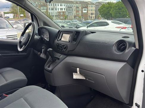 Used 2015 Nissan NV200 SV w/ Technology Package FWD image 16