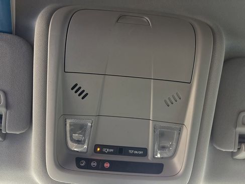 Certified 2024 Chevrolet Equinox LT FWD image 28