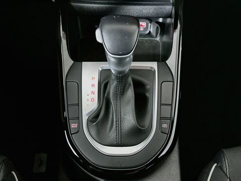 Used 2023 Kia Forte GT-Line FWD image 25