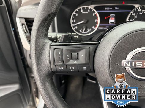 Used 2023 Nissan Rogue SV image 25